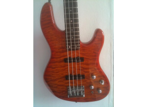 Fender Deluxe Jazz Bass 24 (66056)