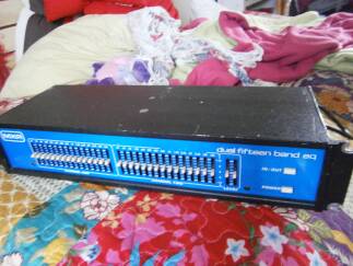 MXR M124 Dual 15-Band Graphic Equalizer