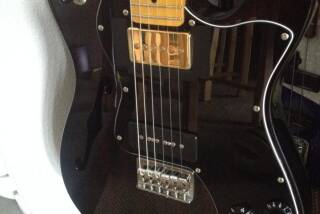 Fender Modern Player Telecaster Thinline Deluxe