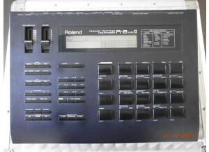 Roland R-8 MKII (14353)