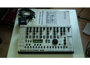 Quasimidi Rave-O-Lution 309 (39840)