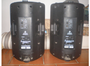 Behringer Eurolive B215A (21994)