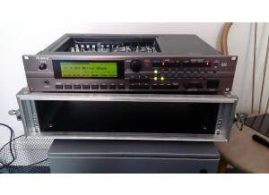 Roland XV-5050 (27625)
