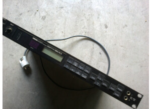 Yamaha SPX900 (81951)