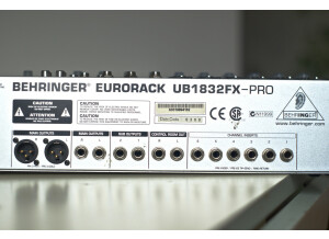 Behringer Eurorack UB1832FX-Pro (98472)