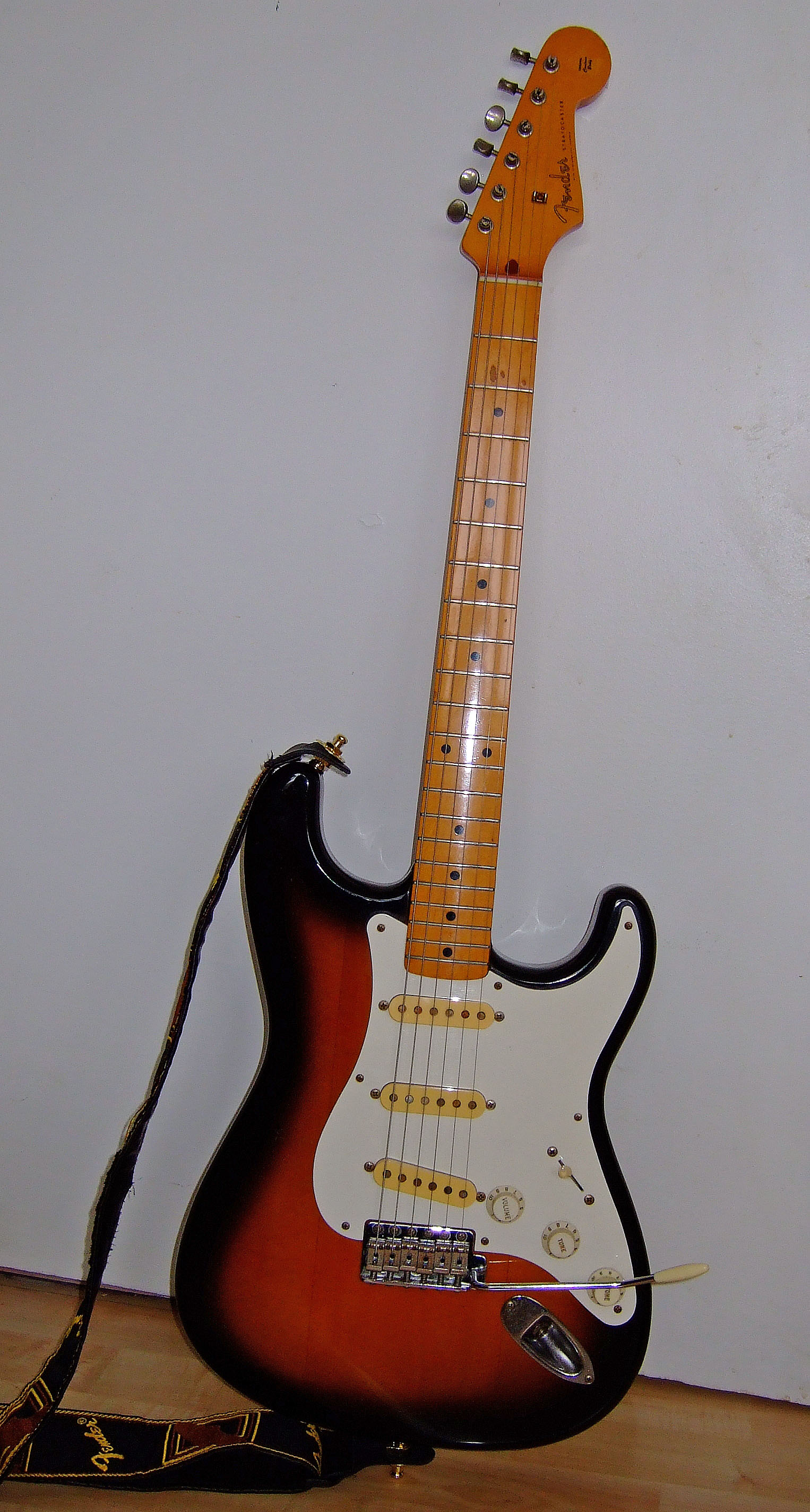Fender ST-54