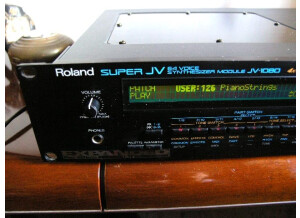 Roland JV-1080 (85019)