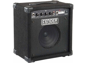 Fender RumbleTM Series - 15 Combo