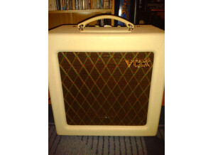 Vox AC4TV (95139)