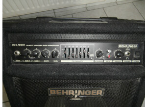 Behringer Ultrabass BXL900A (82362)