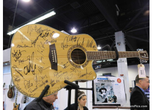 NAMM Winter 2014 C 381 ModernPics.com