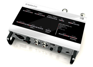 Native Instruments Audio 8 DJ (81389)