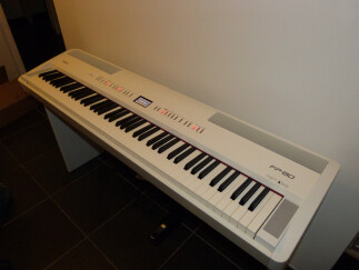 Roland FP-80