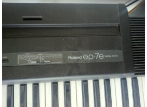 Roland EP-7 (49880)