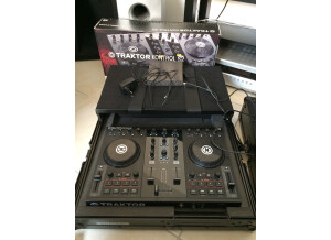 Native Instruments Traktor Kontrol S2 (41012)