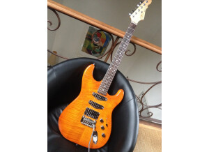 G&L Legacy Deluxe - Honeyburst Rosewood