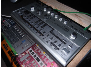 Cyclone Analogic Bass Bot TT-303 (64741)