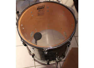 Ludwig Drums Classic Maple Floor Tom 16 x 16 (14458)