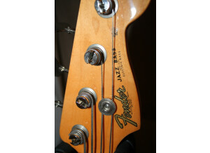 Fender Jaco Pastorius Jazz Bass - 3-Color Sunburst