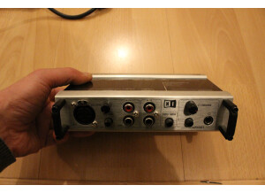 Native Instruments Audio 8 DJ (64036)