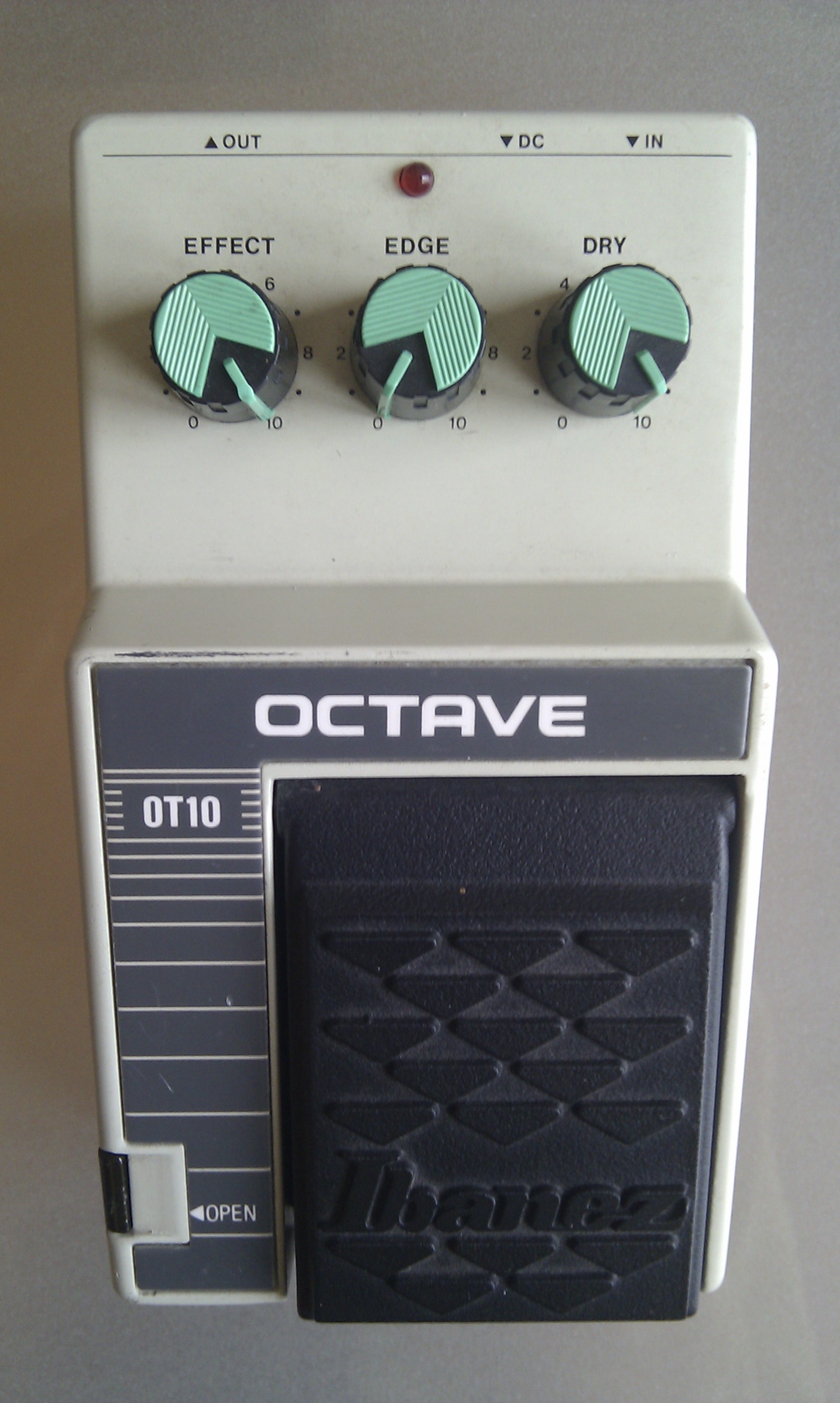Ibanez　アイバニーズ　OCTAVE　オクターバー　【 OT10 】 Ibanez アイバニーズ OCTAVE オクターバー 【 OT10 】 Ibanez