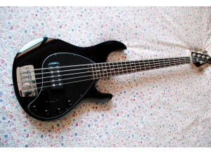 Sterling by Music Man Ray35 - Black