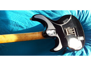 Music Man Luke II - Black