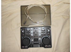 Hercules DJ Control MP3 e2 (2239)