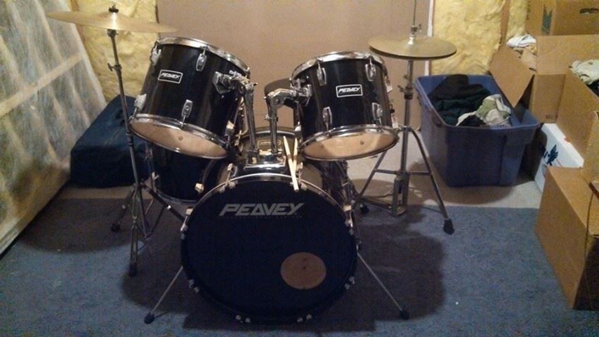Peavey International II Drum Kit