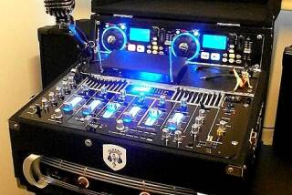 Behringer iNuke NU1000