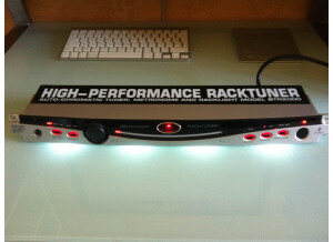 Behringer Racktuner BTR2000 (74627)
