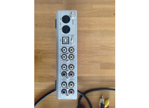 Native Instruments Audio 8 DJ (30169)