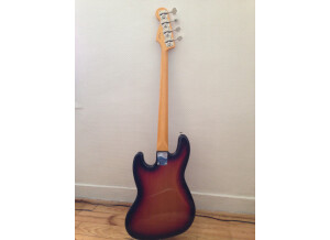 Fender Classic '60s Jazz Bass Lacquer - 3-Color Sunburst