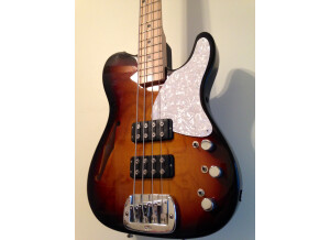 G&L ASAT Bass Semi-Hollow - 3-Tone Sunburst Maple