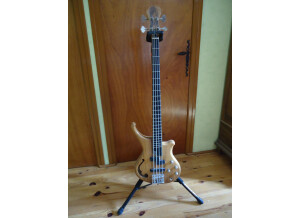 Liberty Guitars Precision Bass