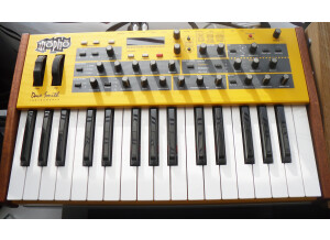 Dave Smith Instruments Mopho Keyboard (94347)