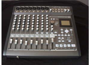 Korg D888 (31908)