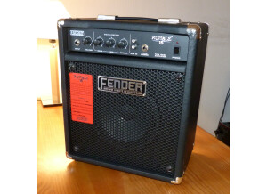 Fender Rumble 15 Combo (8687)