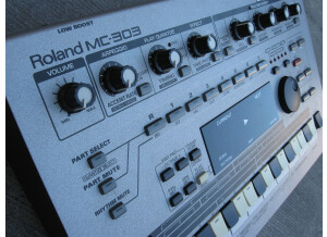 Roland MC-303 (89845)