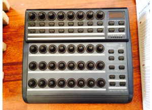Behringer B-Control Rotary BCR2000 (61279)