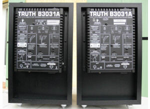 Behringer Truth B3031A (80722)
