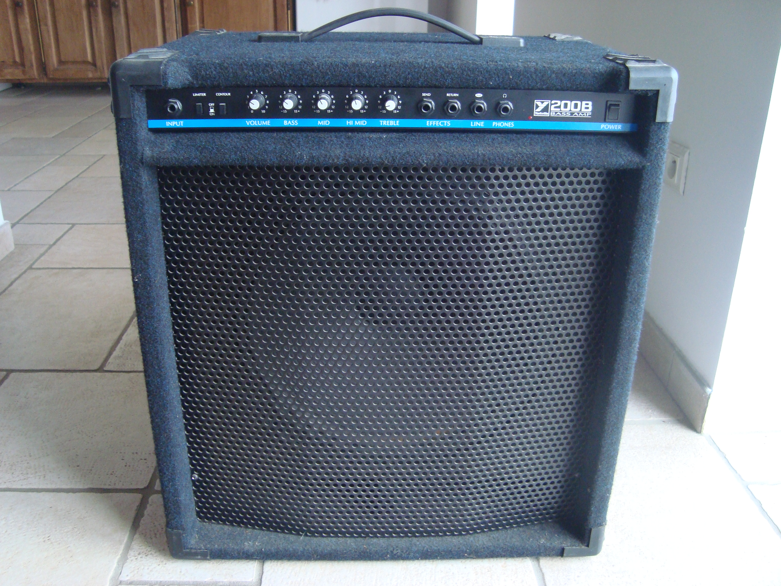 yorkville bass amp