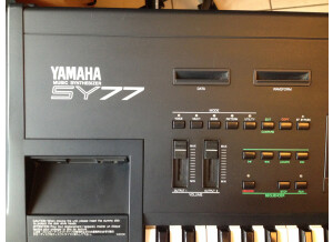 Yamaha SY77 (98535)
