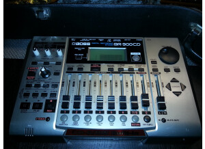 Boss BR-900CD Digital Recording Studio (80994)