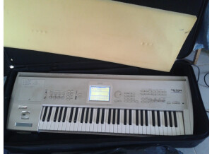 Korg Triton Studio 61 (76533)