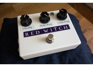 Red Witch Moon Phaser (7969)