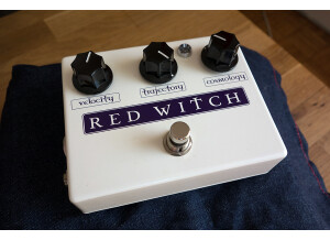 Red Witch Moon Phaser