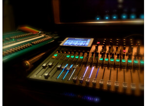 Soundcraft Si Compact 24 (289)