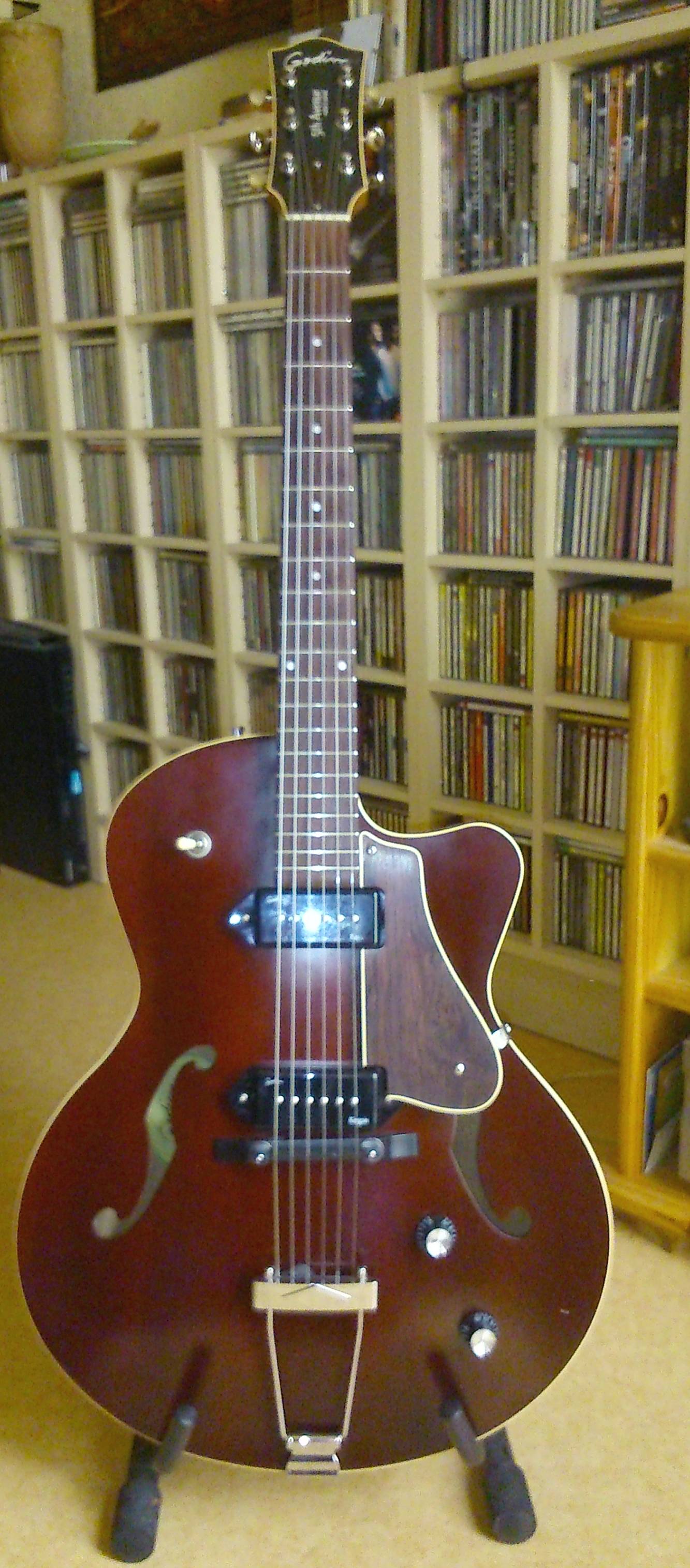 Godin 5th Avenue CW Kingpin II