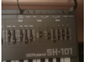 Roland SH-101 (7249)